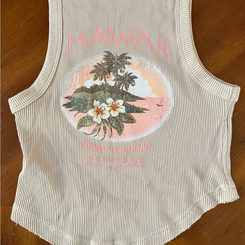 Women’s sleeveless t shirt size XS